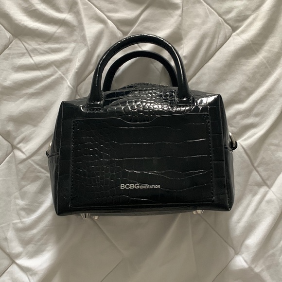 BCBG black crocodile skin handbag - Picture 1 of 7